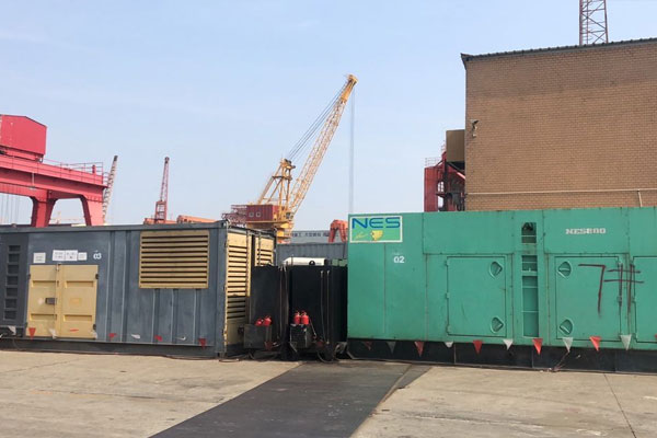 祁县发电机出租空气滤清器的清洁频率是多少？