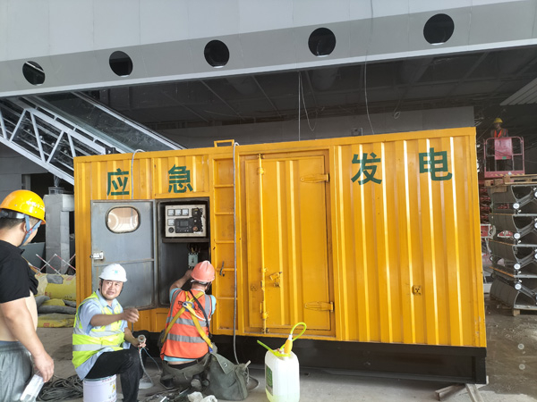 祁县怎样判断空气滤清器是否需要更换？