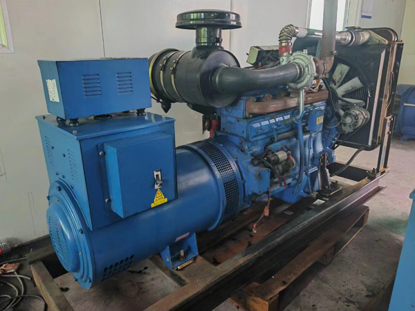 祁县100kW柴油发电机组使用多级机油有哪些优缺点？