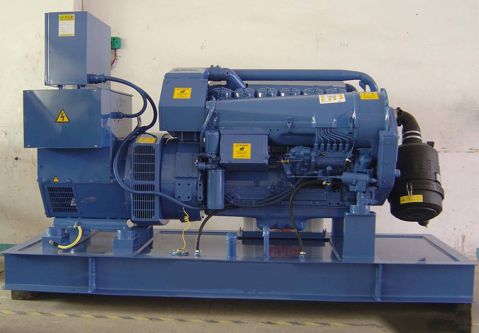 祁县汽油发电机组冬季启动前，电瓶需要做哪些检查和维护？